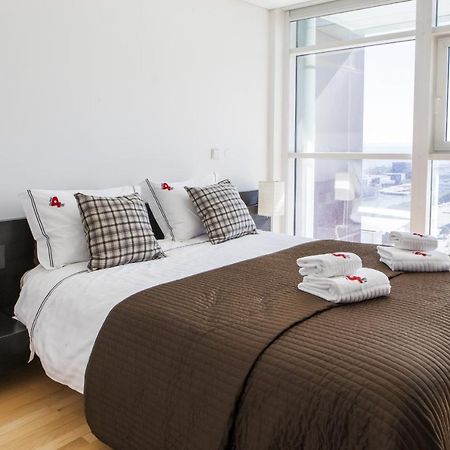 Rent4Rest Lisbon Parque Das Nacoes 17Th Floor River View ภายนอก รูปภาพ