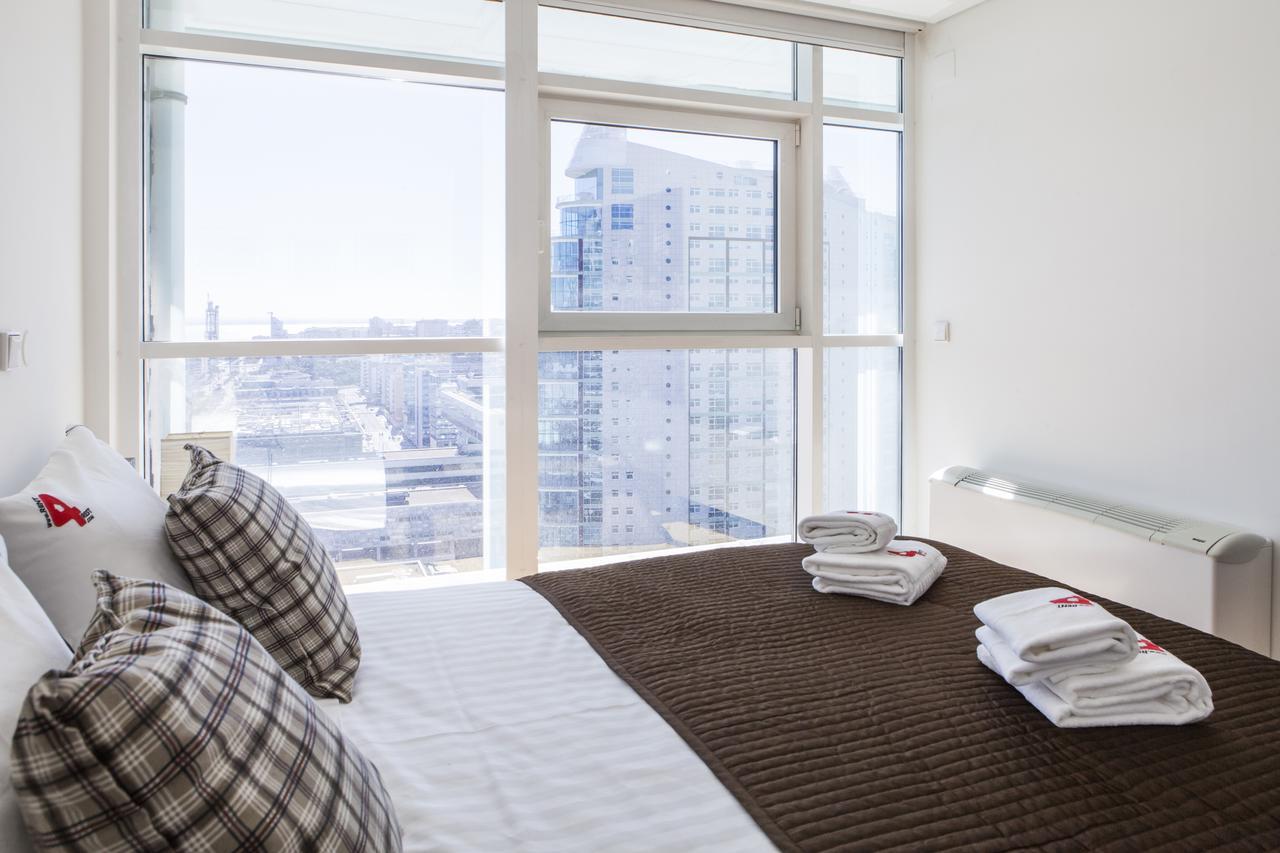 Rent4Rest Lisbon Parque Das Nacoes 17Th Floor River View ภายนอก รูปภาพ