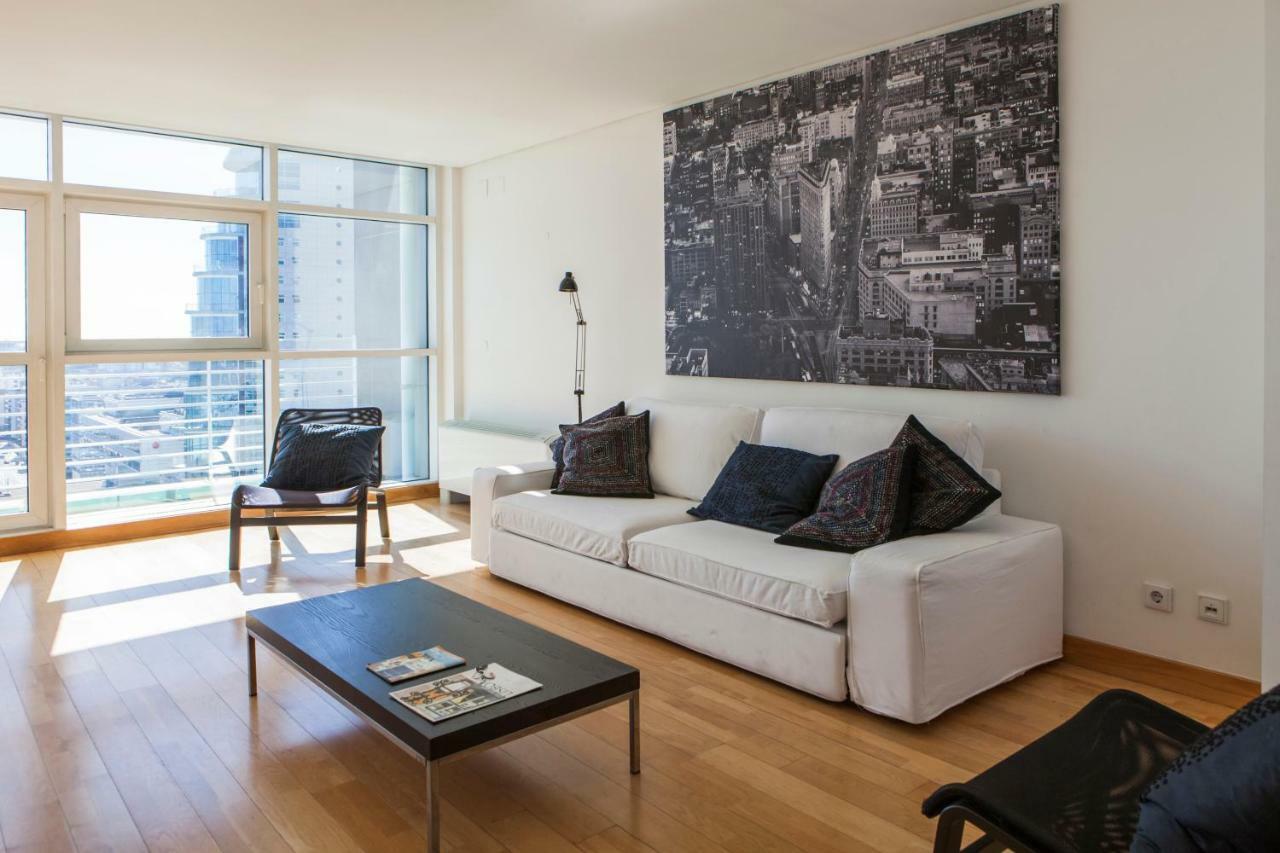 Rent4Rest Lisbon Parque Das Nacoes 17Th Floor River View ภายนอก รูปภาพ